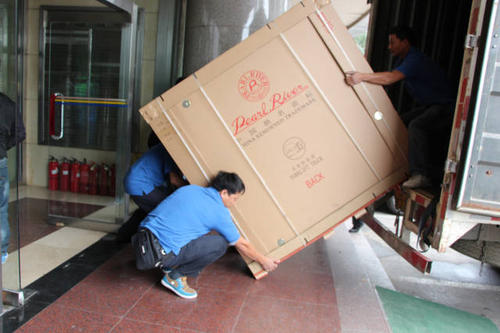 兴城钢琴贵重工艺品无忧运
